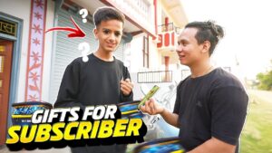 First Time Going to Subscriber's Home & Gifting Diamonds Plus FF Eid Salami - Garena Free Fire