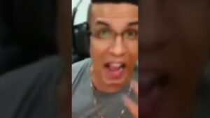 FUI X 1 CONTRA UMA DESUMILDE 😱 #freefire #freefirebrasil #garena #humor #memes #garenafreefire