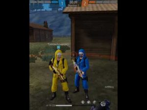 FreeFire New Evo Thompson Vs Incubator Thompson 🤯 - garena freefire #shots #freefire #youtubeshorts