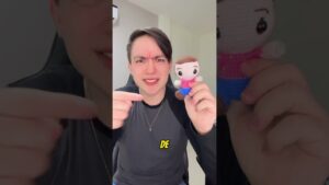 Esta niña me pide revancha y se burla de mi😱un pvp en free fire👿